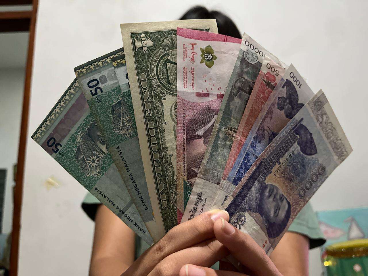 mata uang2